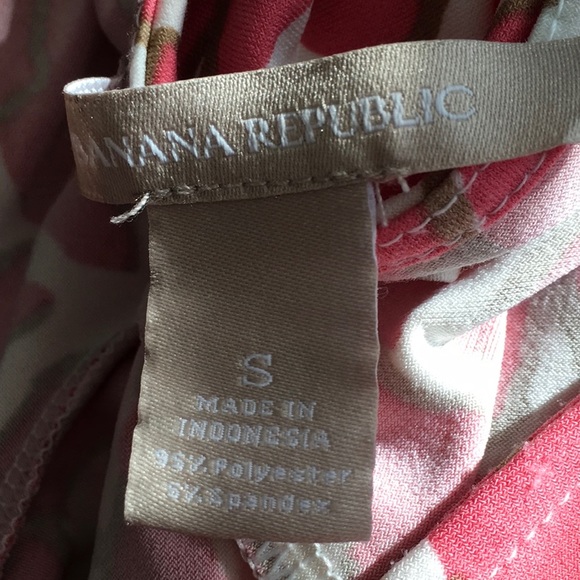 💥Banana Republic Printed Pullover Top Scoop Neck - Picture 6 of 7